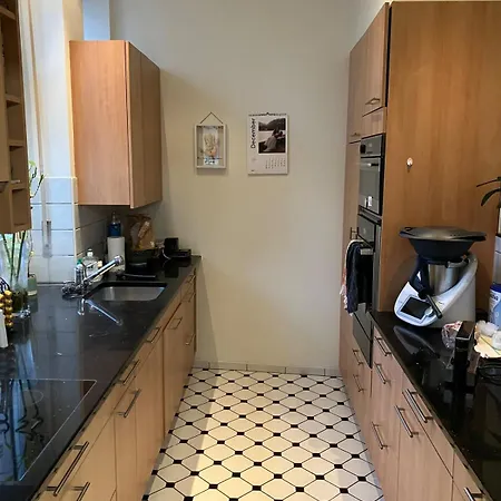 Duplex In A Charming Townhouse Daire Basel